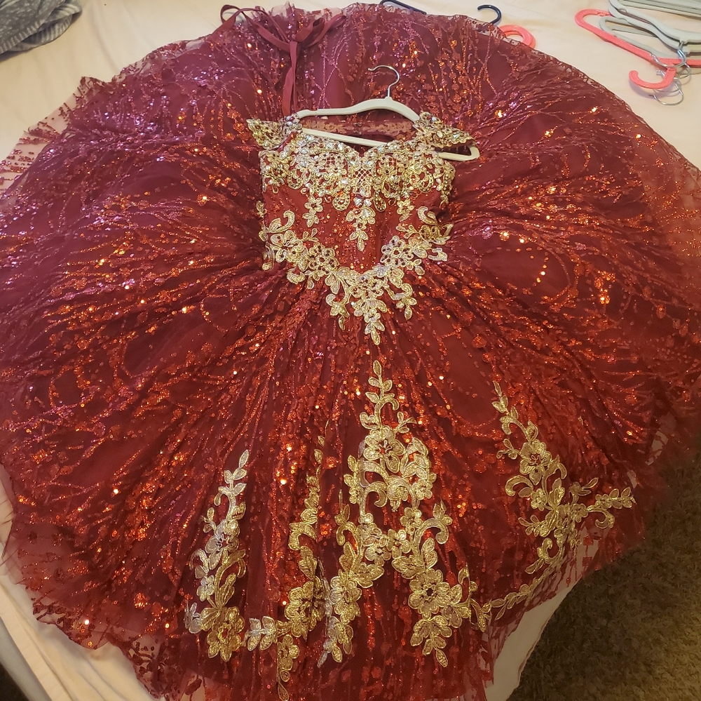 Girls dress